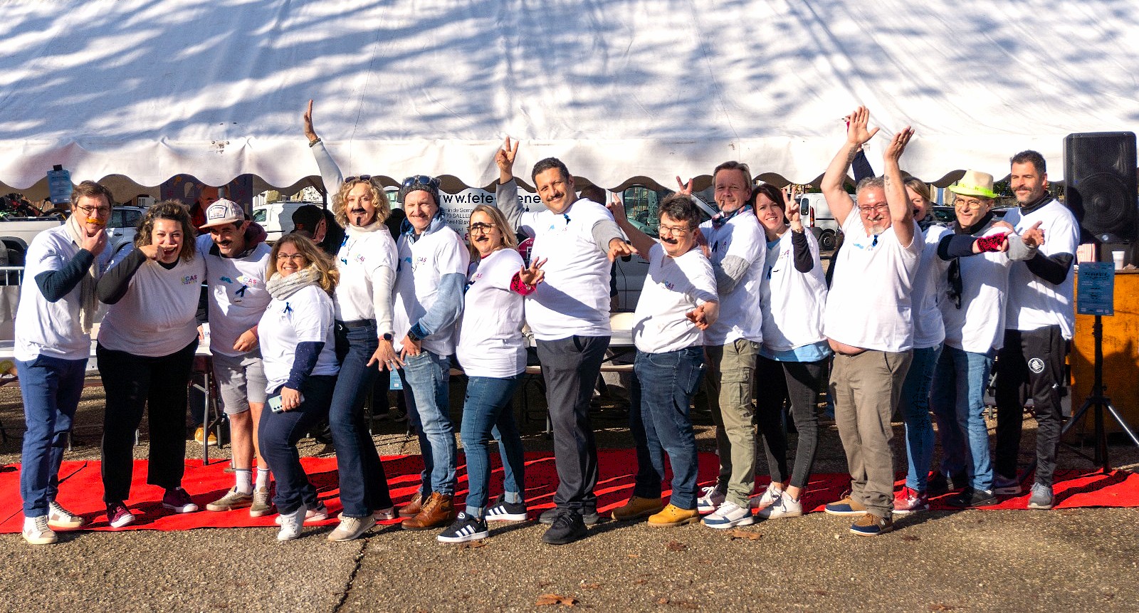 novembre moustache 2024